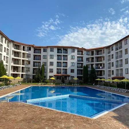 3 Family With Pool View Appartement Nesebar